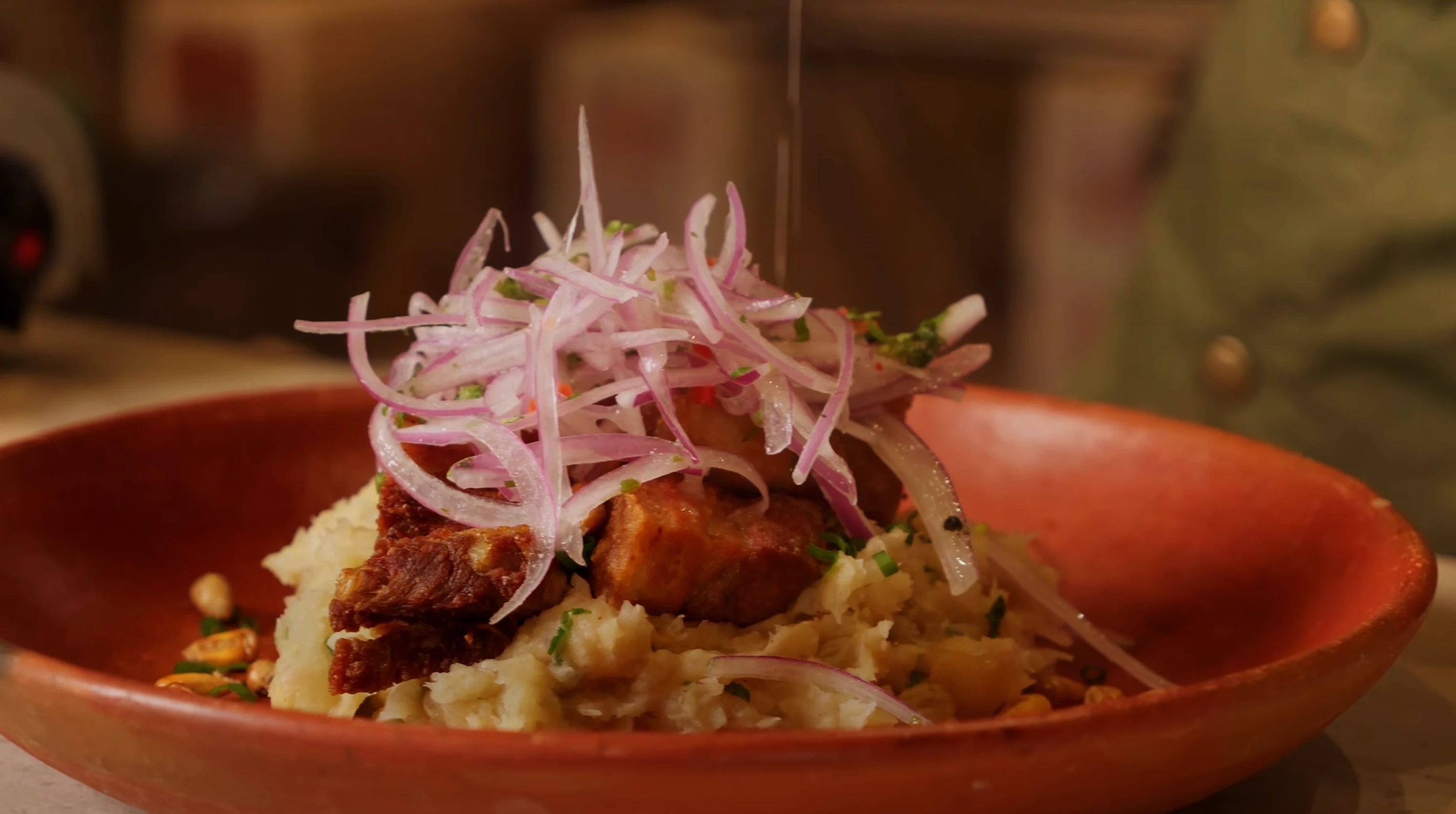 LECCIÓN 3 - Majado de yuca con chancho [LESSON 3 - MASHED YUCCA WITH PORK]